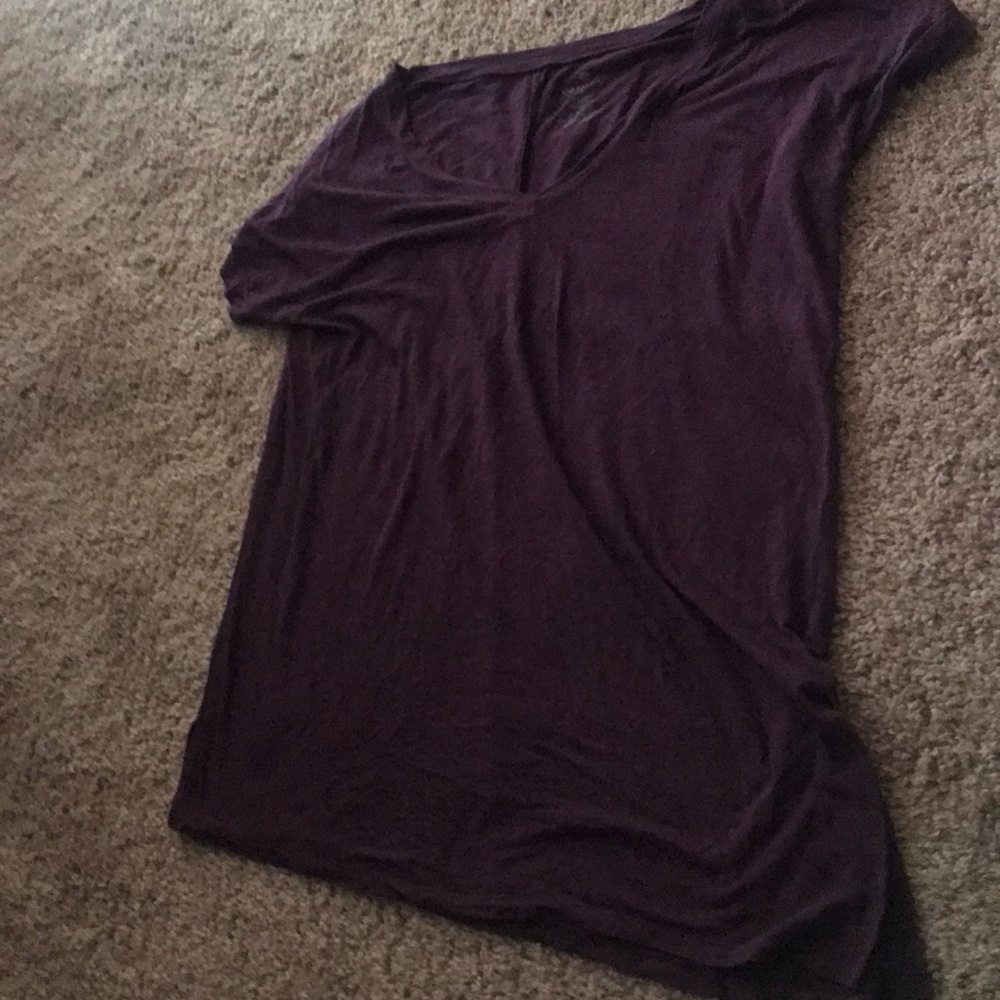 Cute baggy maroon shirt